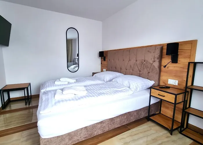 شقة Lubiana Resort *